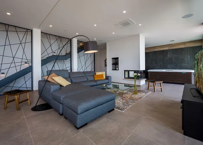 The View * أوباتيا